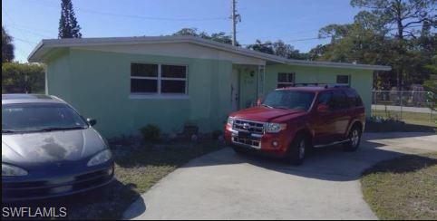 2400 KENNESAW ST, FORT MYERS FL 33901