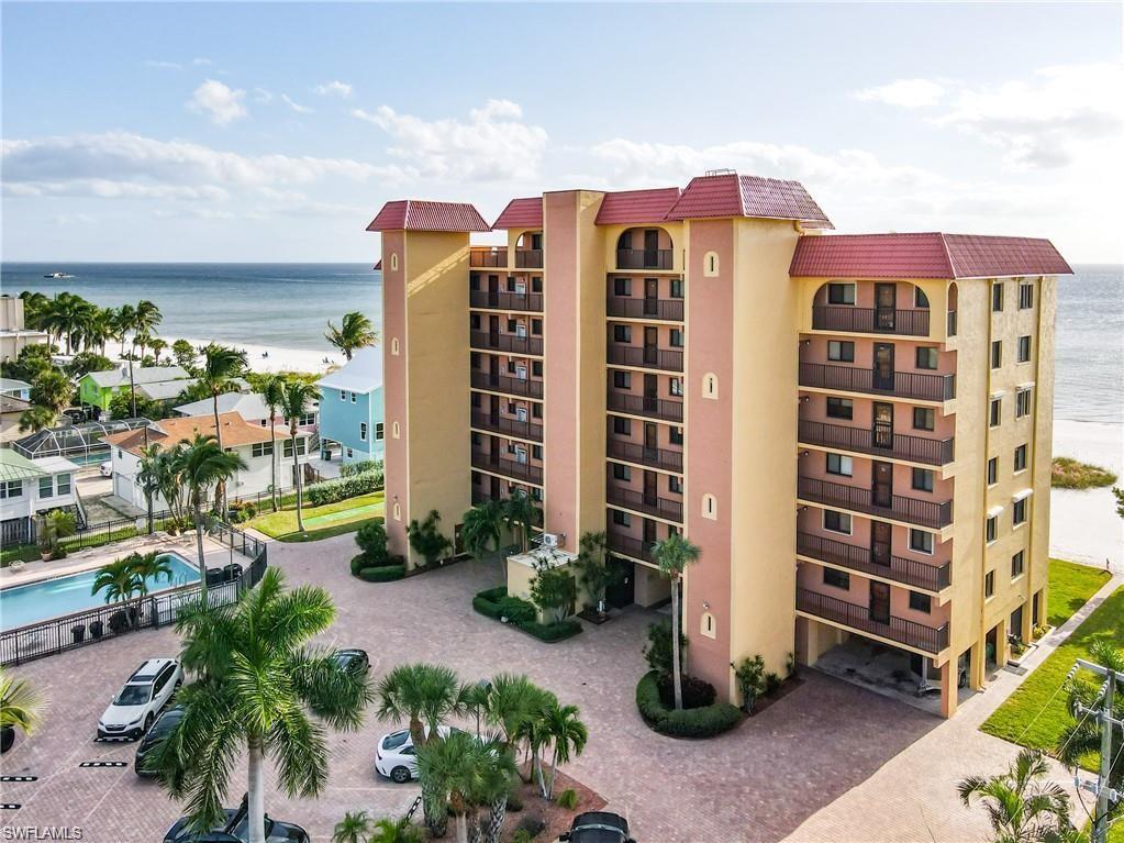 600 Estero BLVD 406