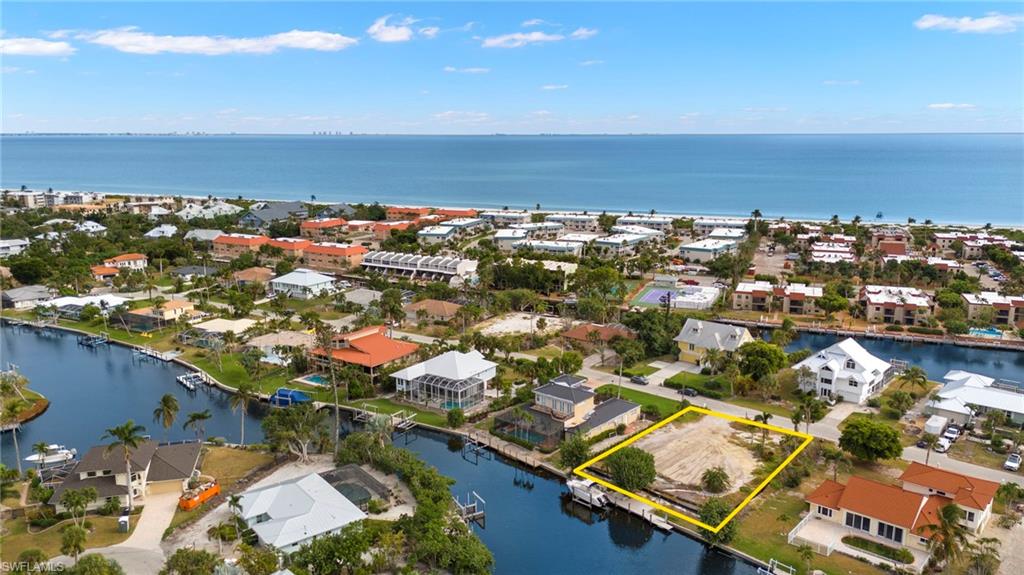 800 Sand Dollar DR, SANIBEL FL 33957
