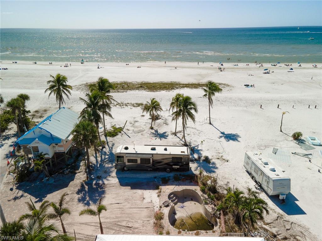 42 Avenue E, FORT MYERS BEACH FL 33931