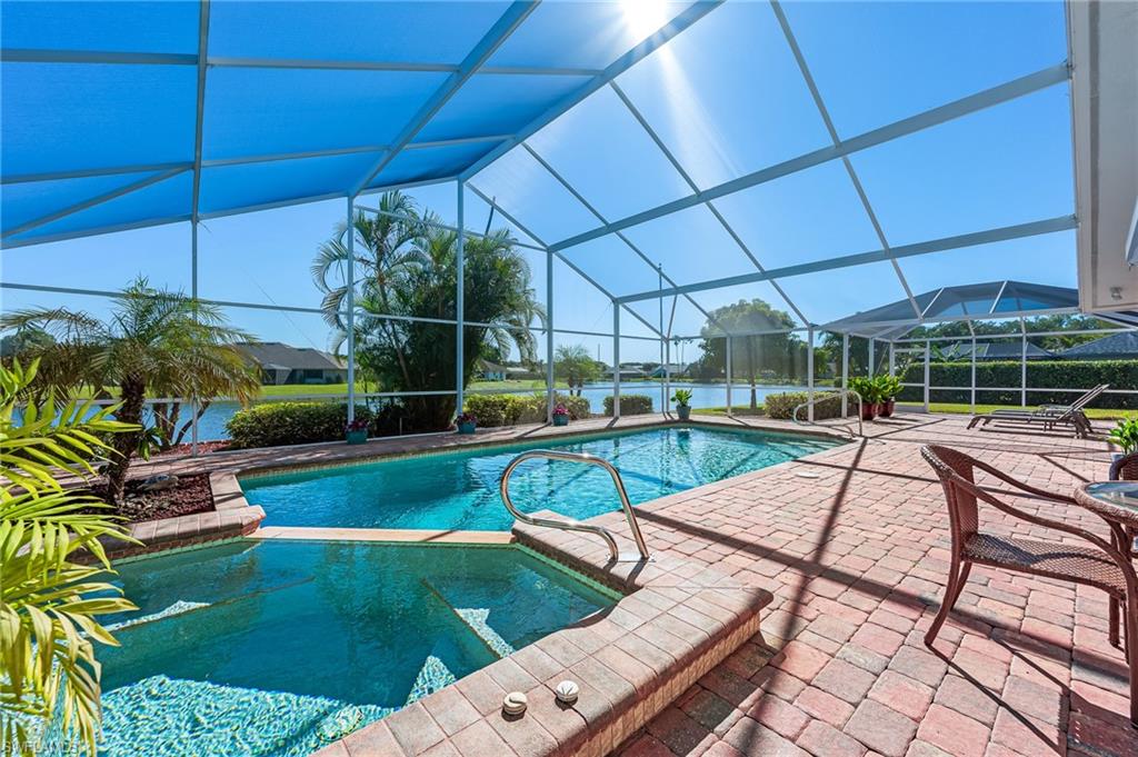 9814 Campbell CIR, NAPLES FL 34109