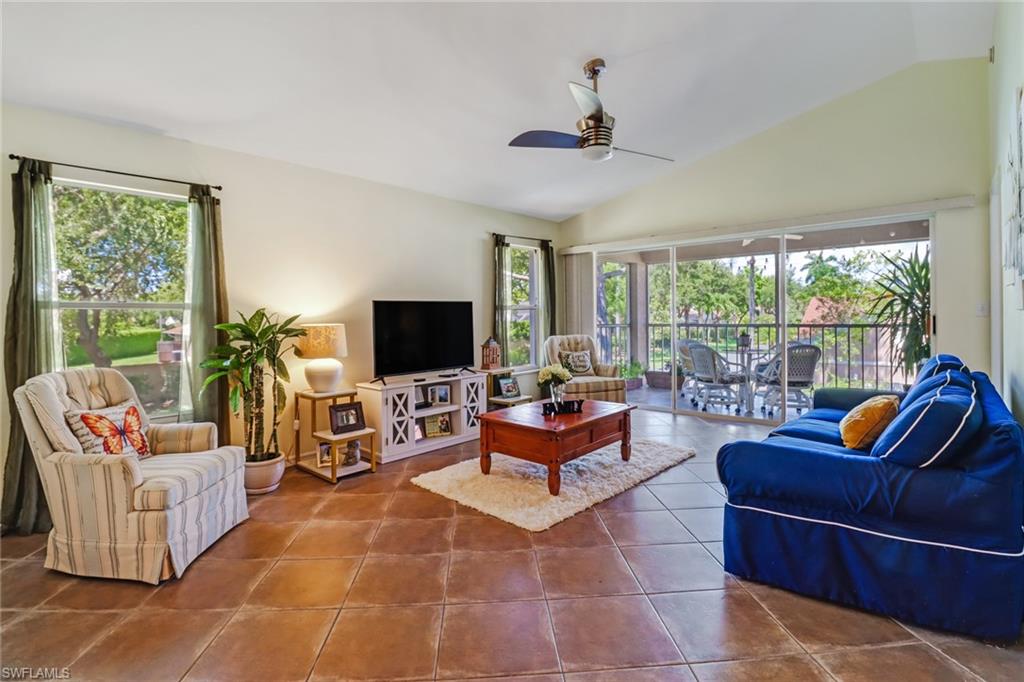9840 Luna CIR # 201, NAPLES FL 34109