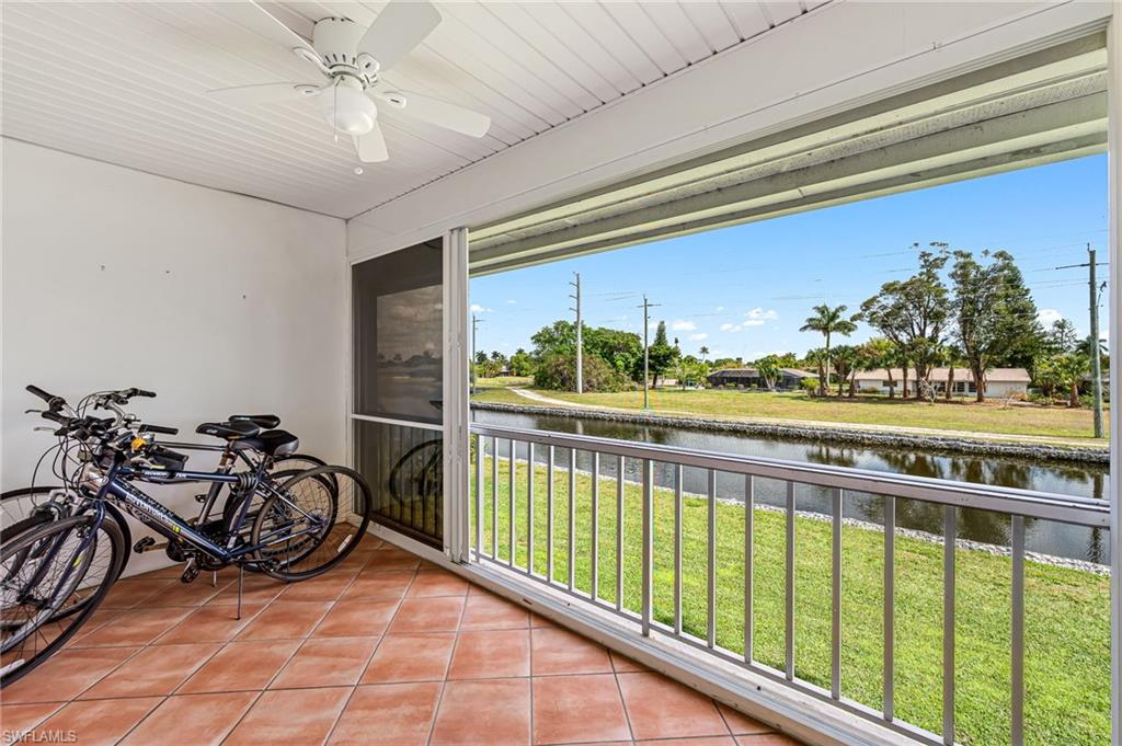300 Valley Stream DR # 10, NAPLES FL 34113