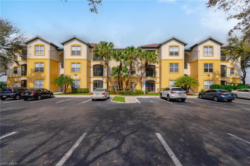 11490 Villa Grand 221