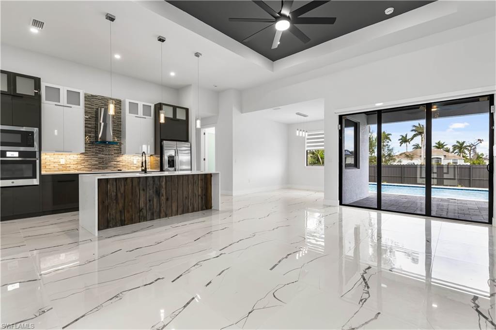 352 El Dorado BLVD S, CAPE CORAL FL 33991