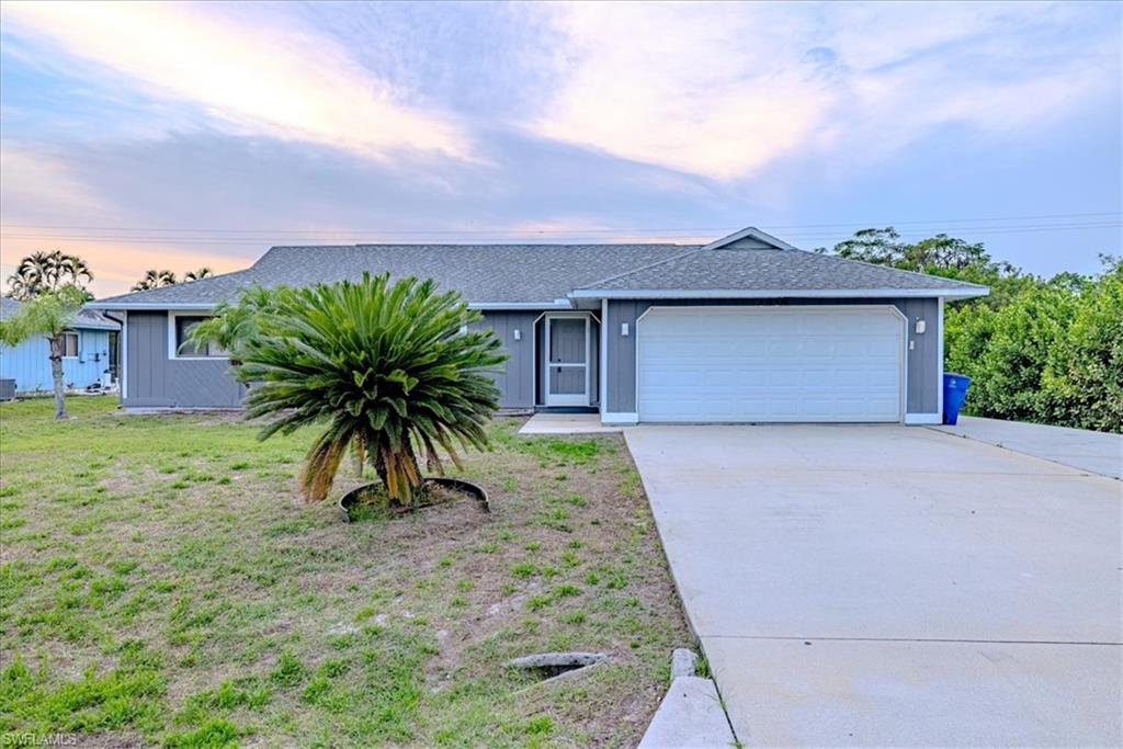 27126 Elaine DR, BONITA SPRINGS FL 34135