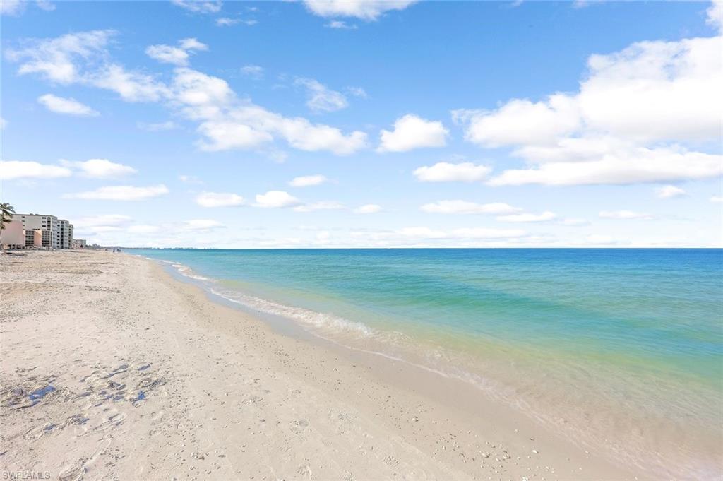 25800 Hickory BLVD # 206, BONITA SPRINGS FL 34134