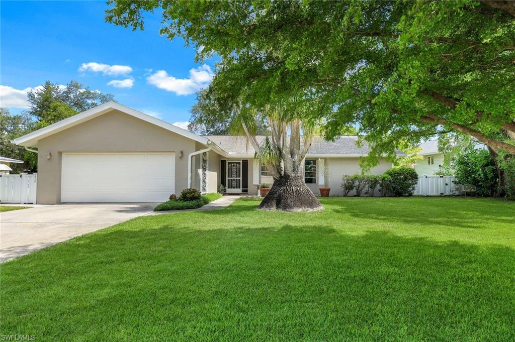 10320 River DR, BONITA SPRINGS FL 34135