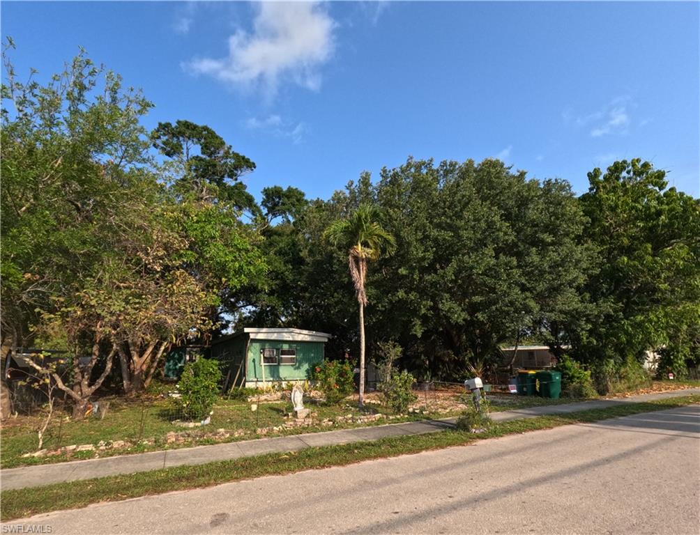 79A Isle Of St Thomas ST, NAPLES FL 34114