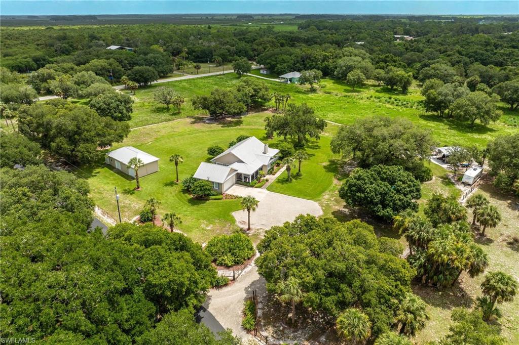23150 N River RD, ALVA FL 33920
