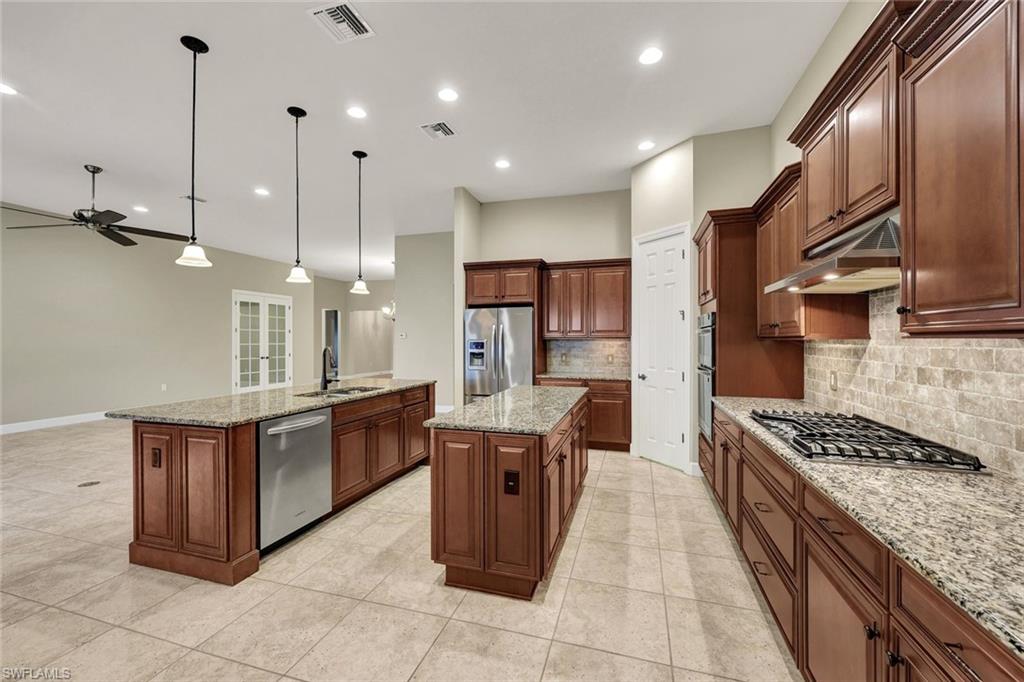 16183 Cartwright LN, NAPLES FL 34110