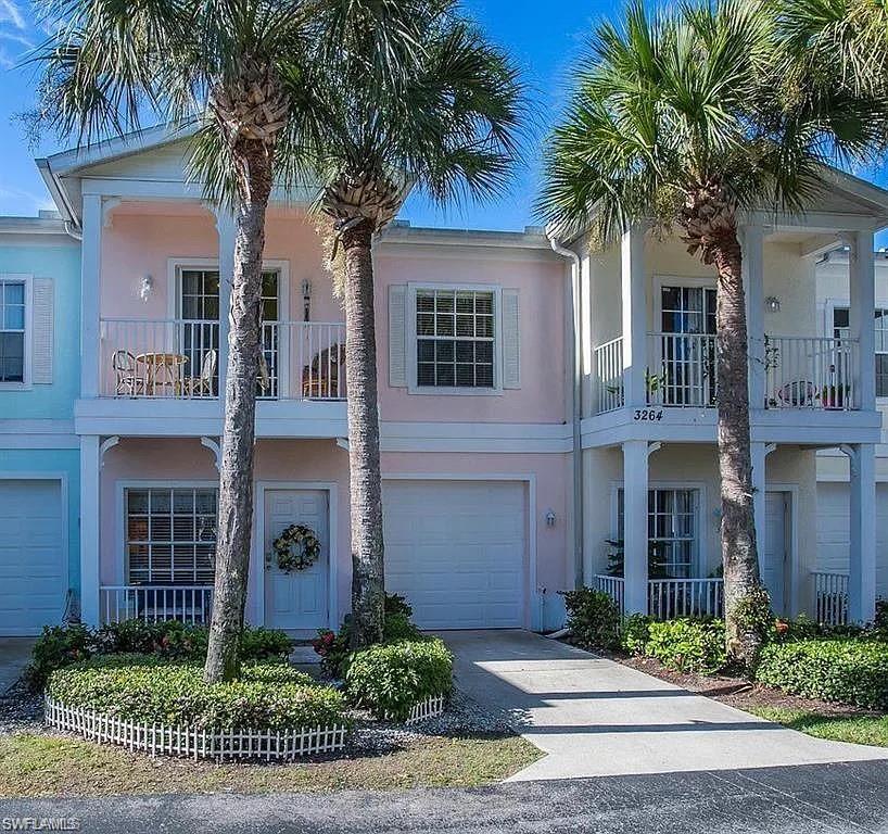 3264 Amanda LN # 22, NAPLES FL 34109