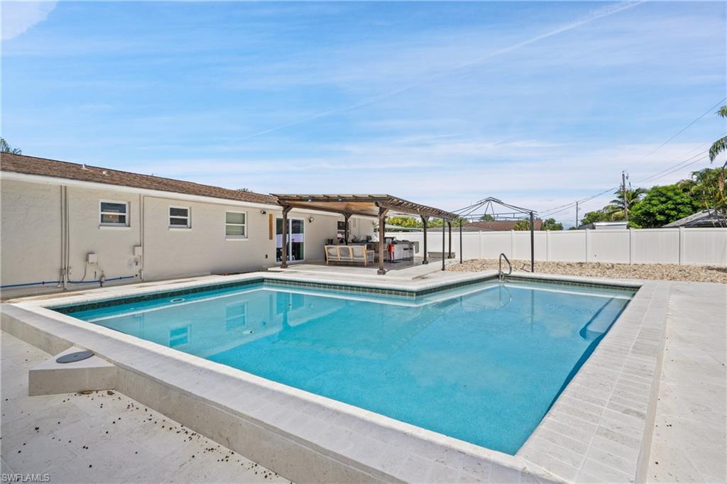 19121 Acorn RD, FORT MYERS FL 33967
