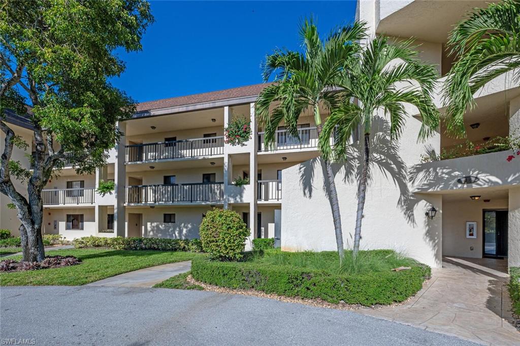 413 Augusta BLVD # 305, NAPLES FL 34113