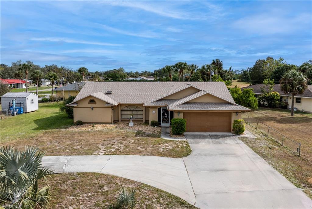 254 David AVE, LEHIGH ACRES FL 33936
