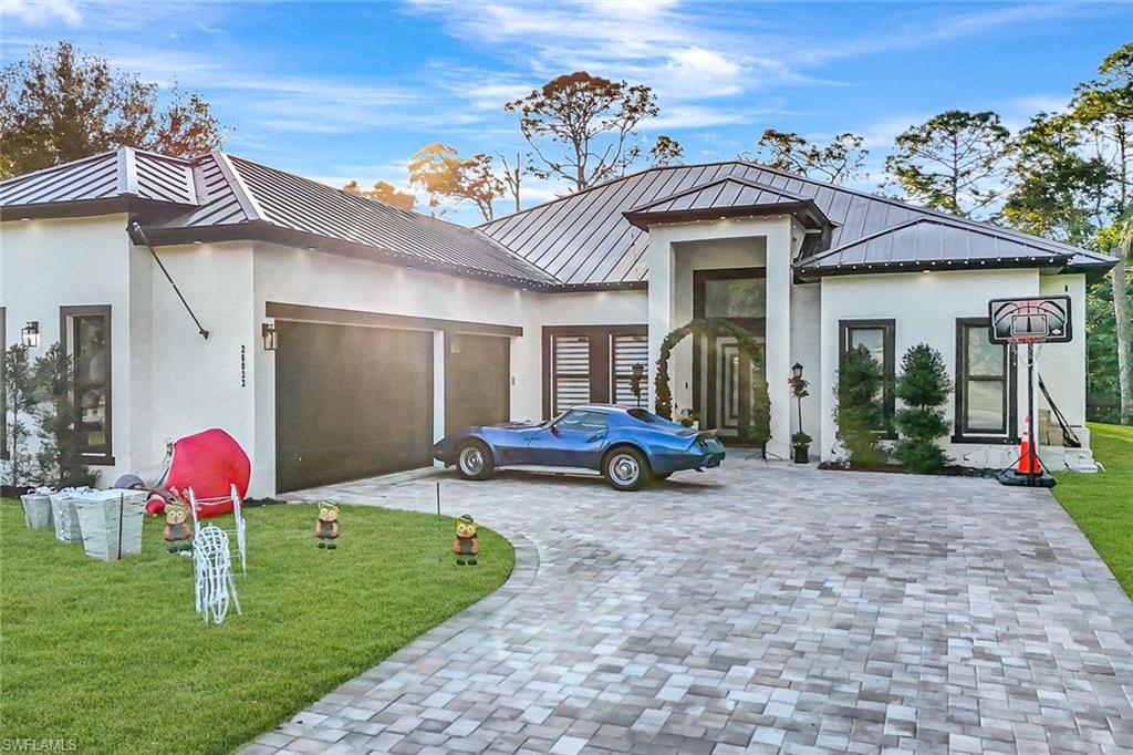 28033 Oak LN, BONITA SPRINGS FL 34135