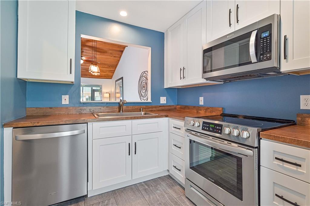 9369 Lennex LN, FORT MYERS FL 33919