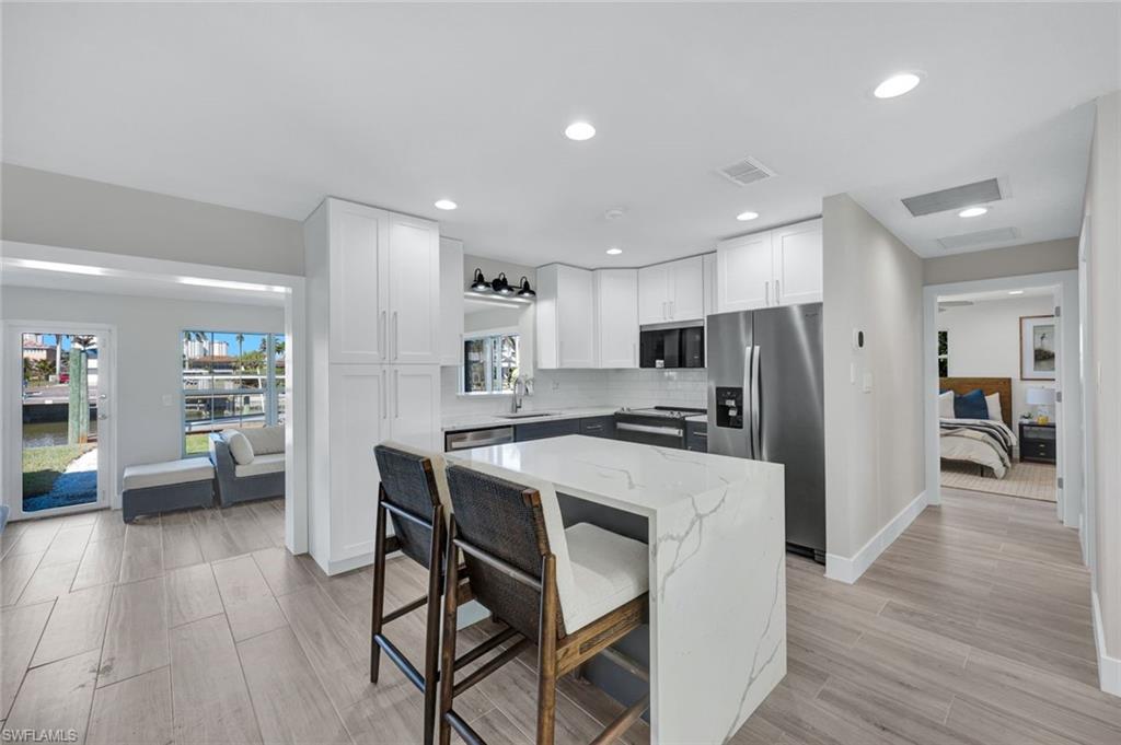 373 Egret AVE, NAPLES FL 34108