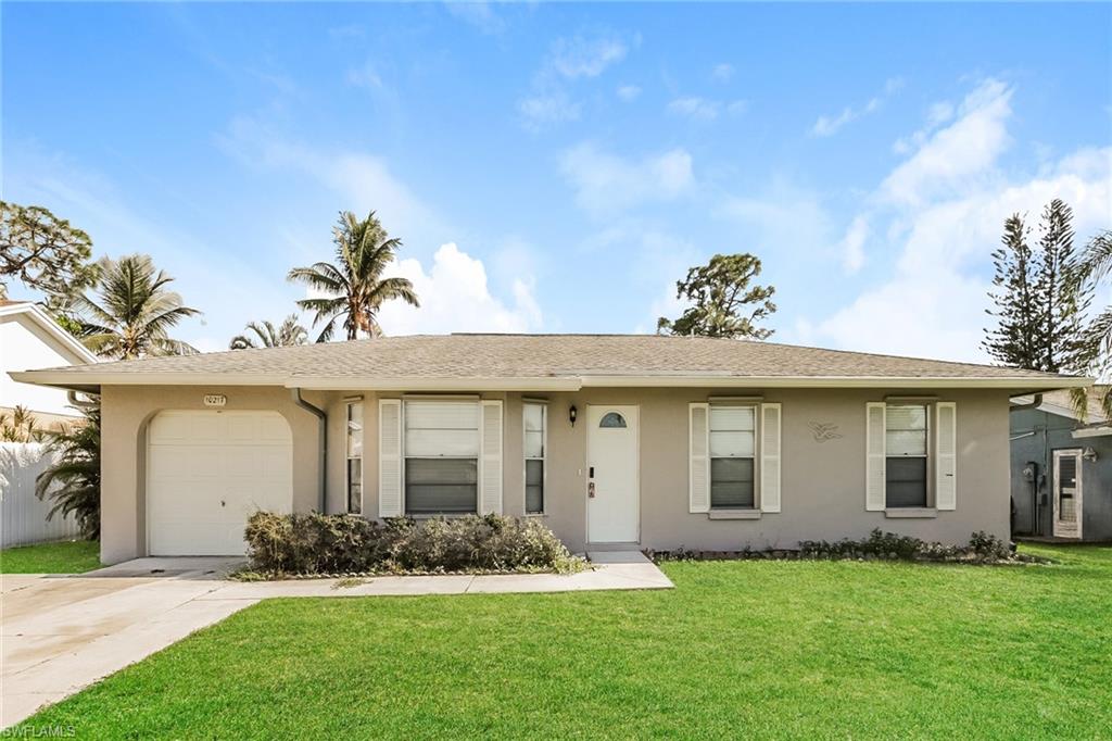 10217 Sandy Hollow LN, BONITA SPRINGS FL 34135
