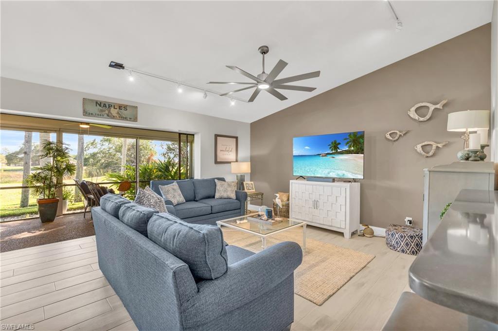 178 Round Key CIR # G22, NAPLES FL 34112