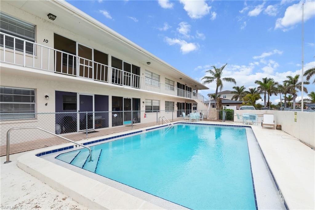 5210 Coronado PKWY 10