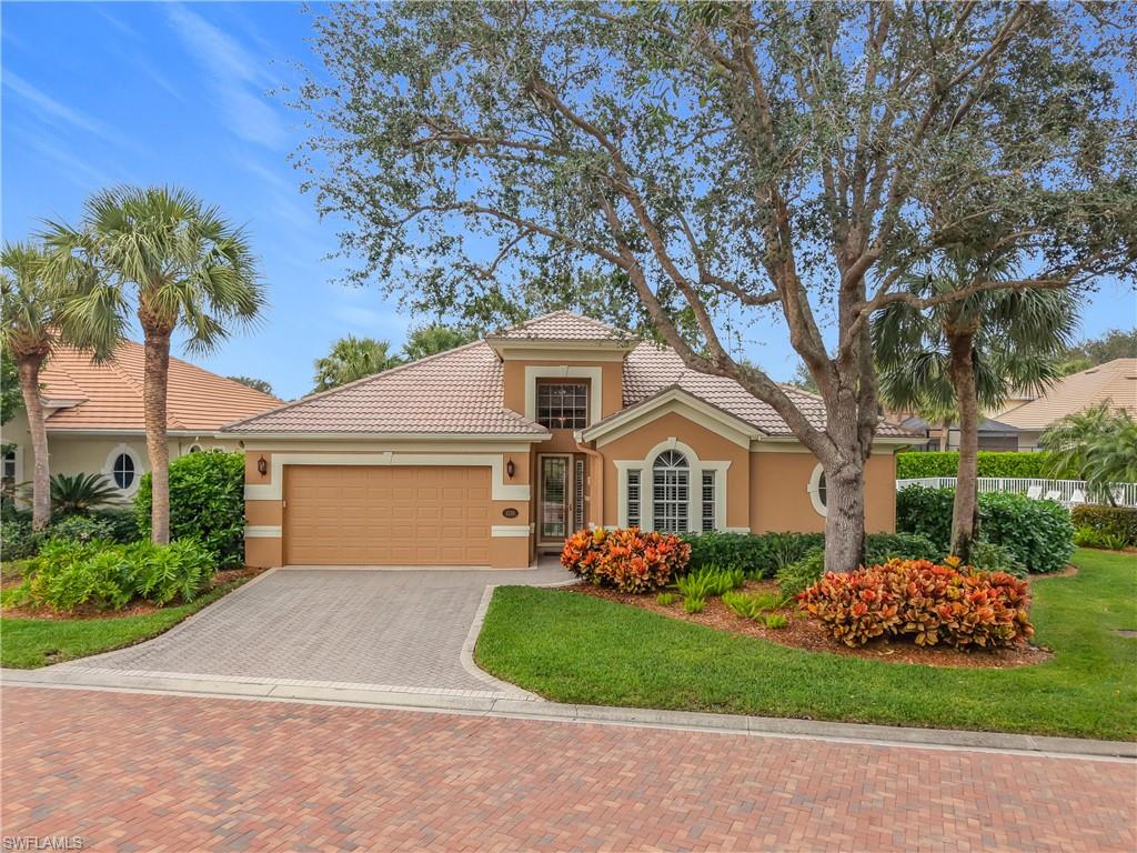 2325 Island Cove CIR, NAPLES FL 34109