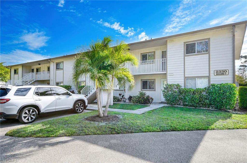 2330 Naples Trace CIR # 9, NAPLES FL 34109