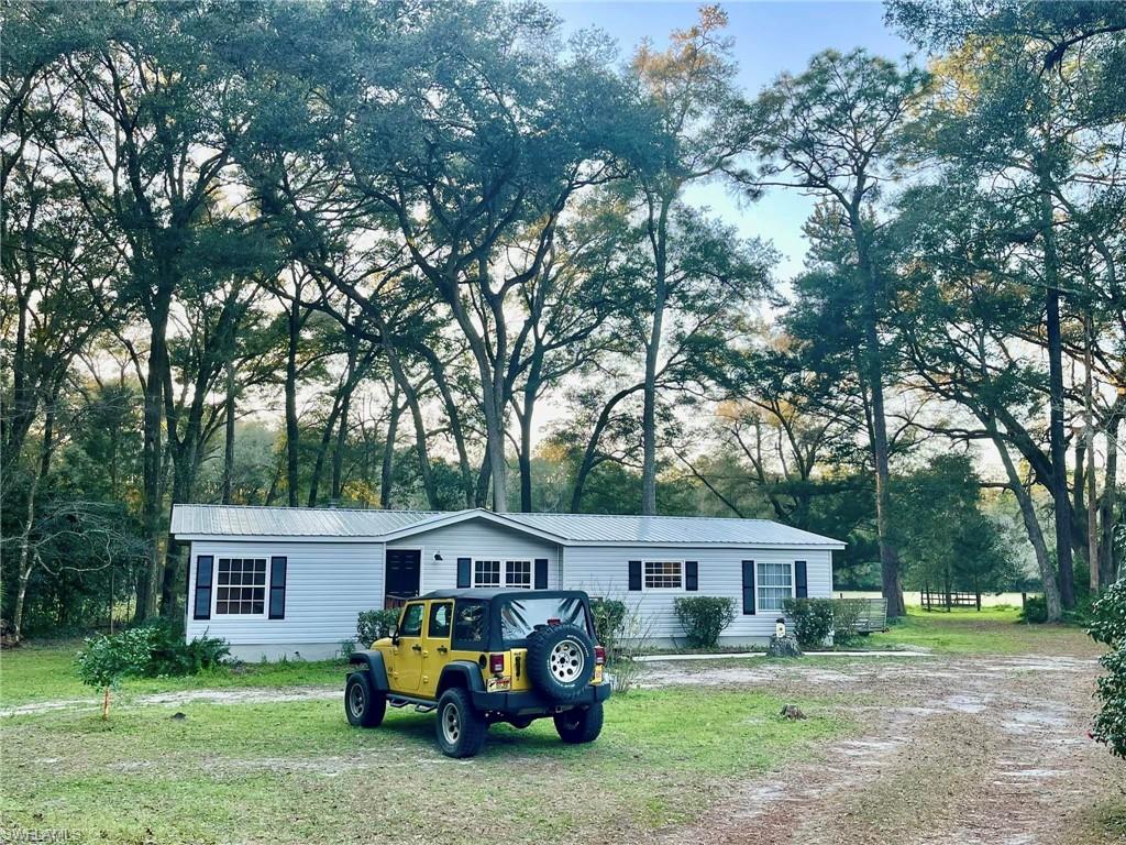 17222 SW 75th AVE, ARCHER FL 33618