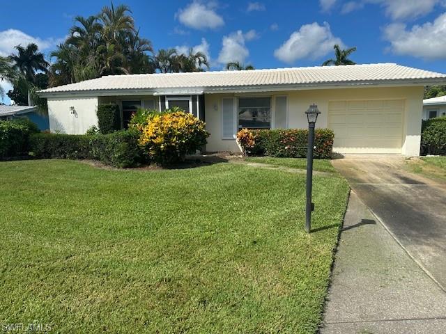 44 Lanai CIR # 44, NAPLES FL 34112