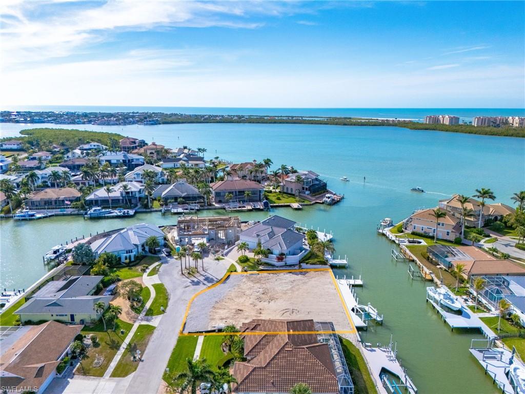 818 Elm CT, MARCO ISLAND FL 34145