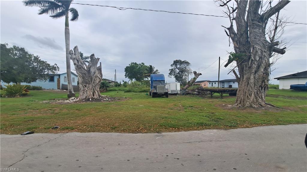 415 E 4th AVE, SOUTH BAY FL 33493