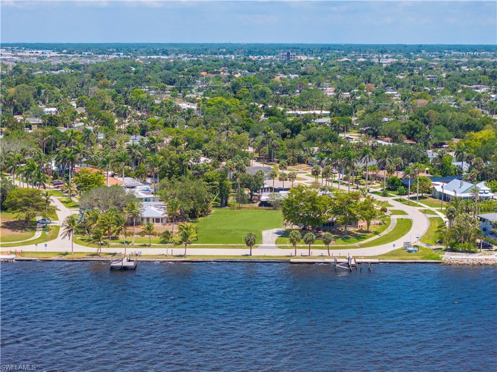 6105 W Riverside DR, FORT MYERS FL 33919