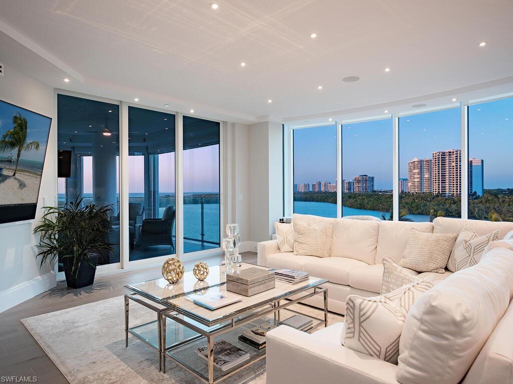 60 Seagate DR # 606, NAPLES FL 34103