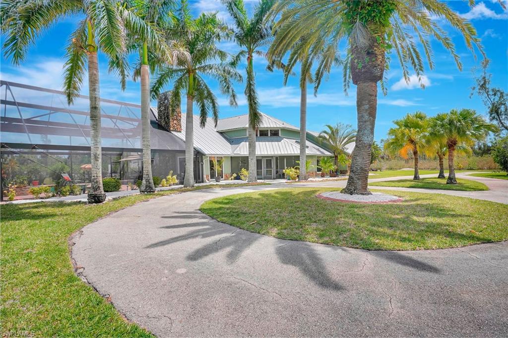7235 Lake DR, FORT MYERS FL 33908