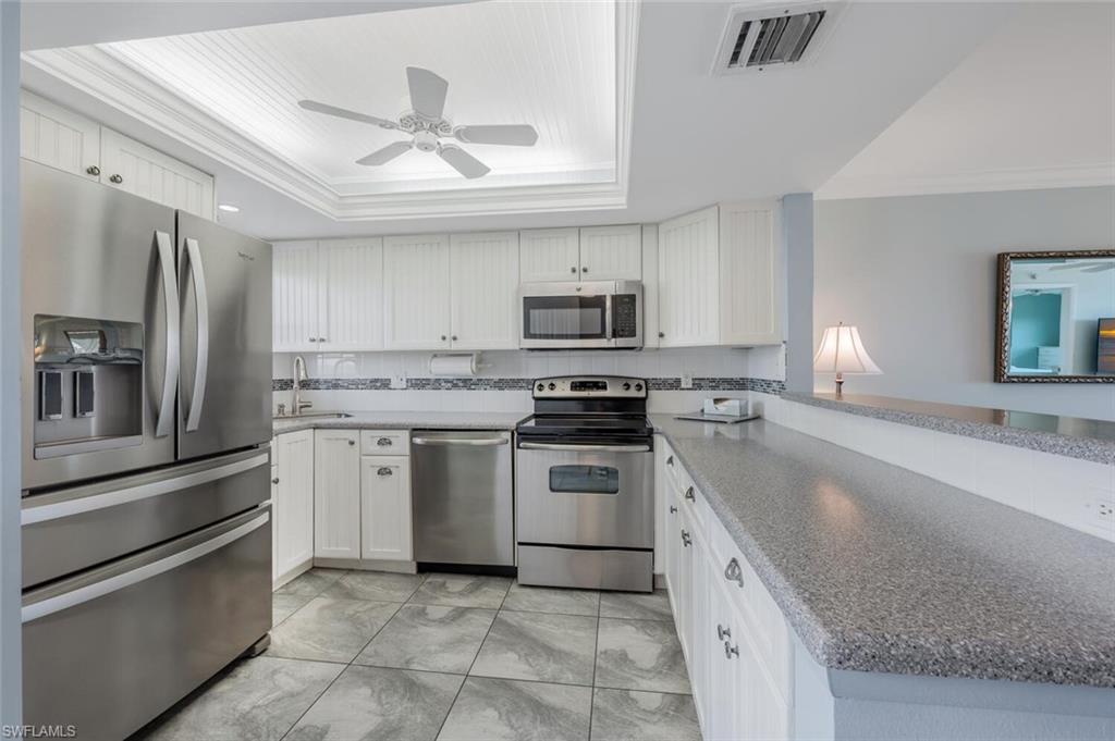 37 High Point CIR E # 607, NAPLES FL 34103