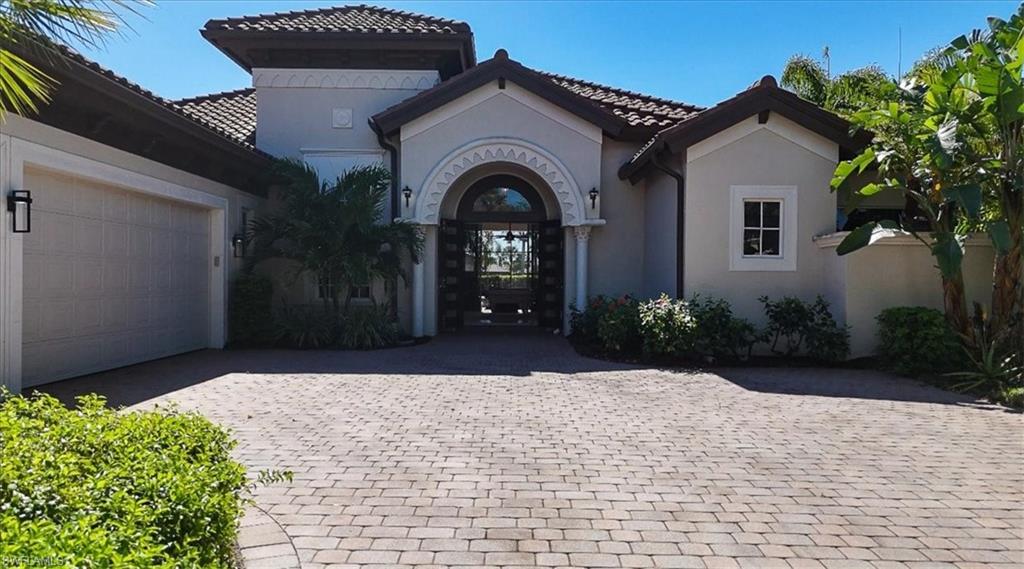 8910 Shenendoah CIR, NAPLES FL 34113