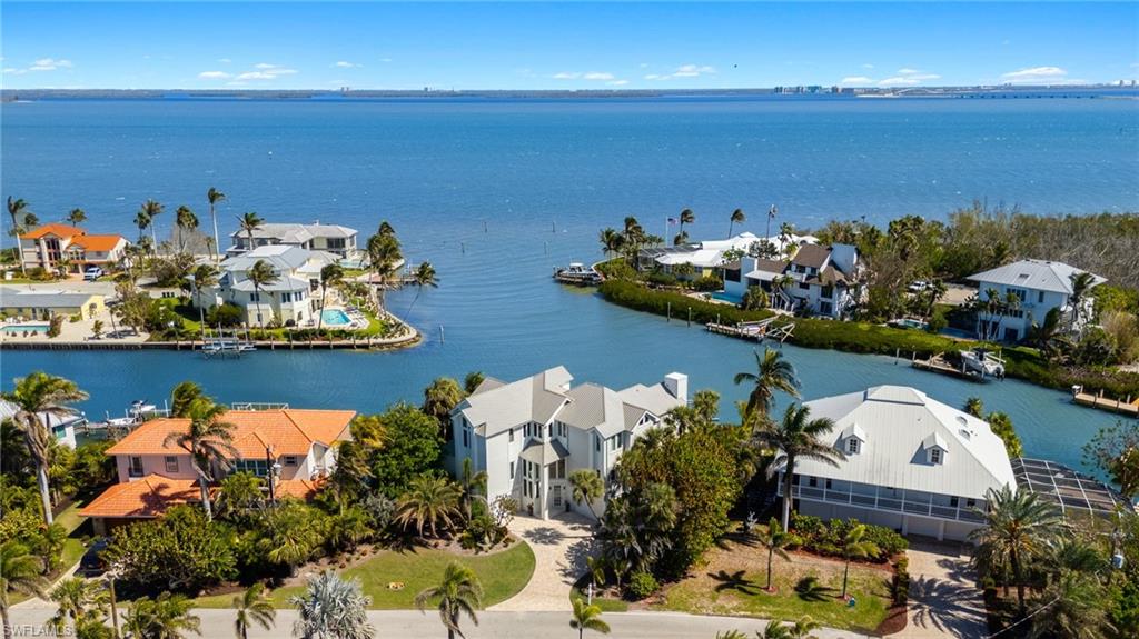 1490 Angel DR, SANIBEL FL 33957