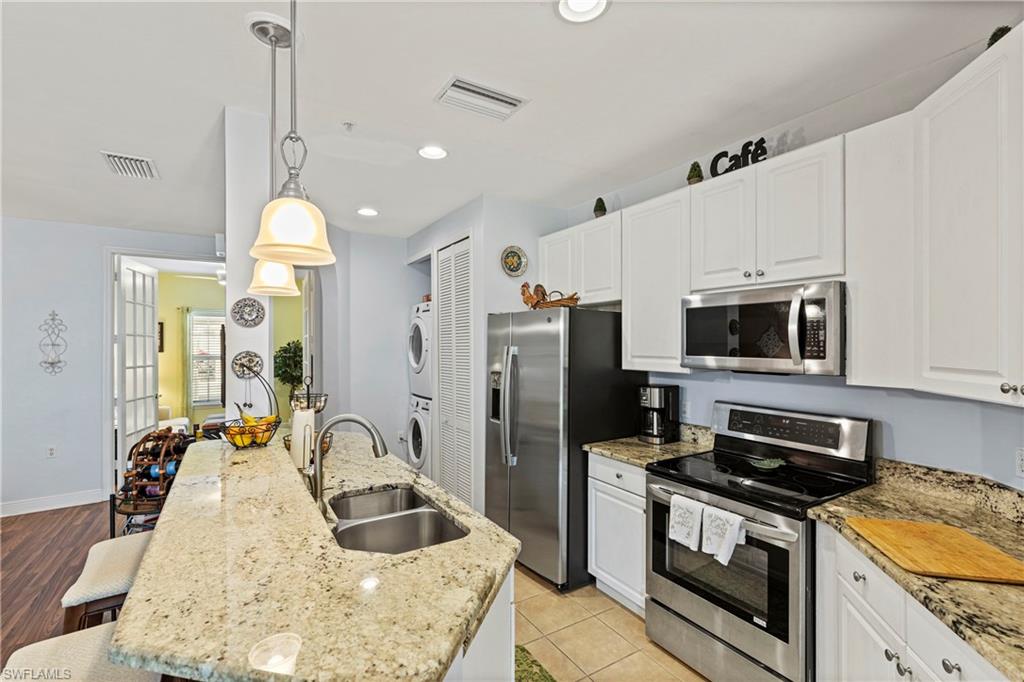 1330 Sweetwater CV # 102, NAPLES FL 34110