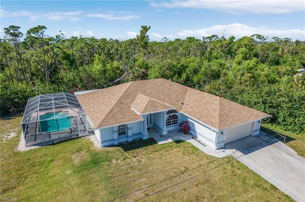 3587 Myers LN, ST. JAMES CITY FL 33956