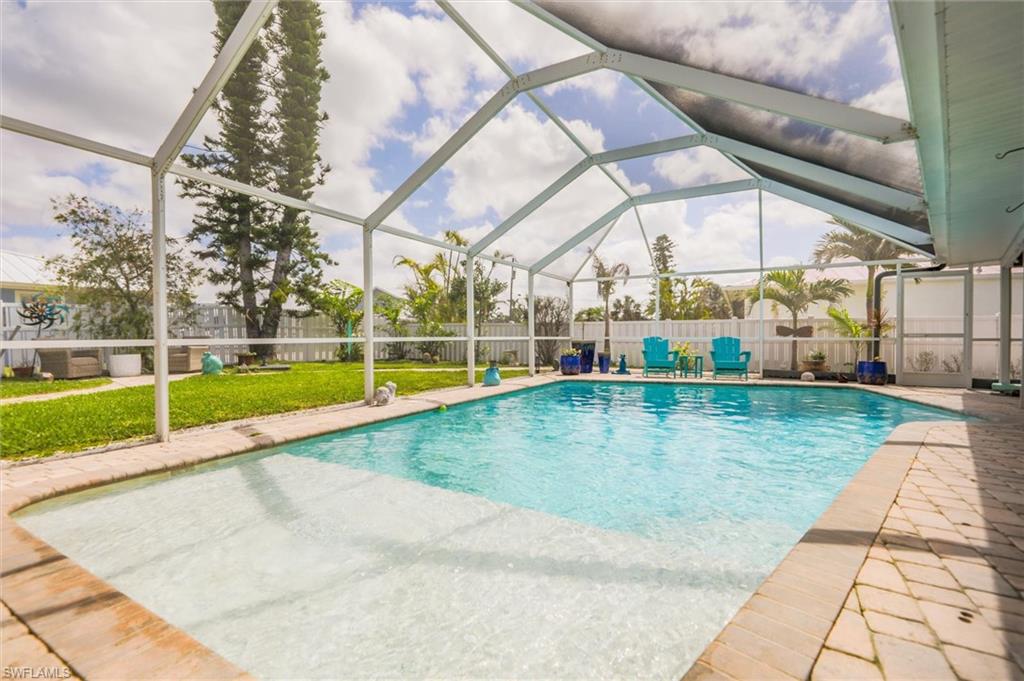 7875 Buccaneer DR, FORT MYERS BEACH FL 33931