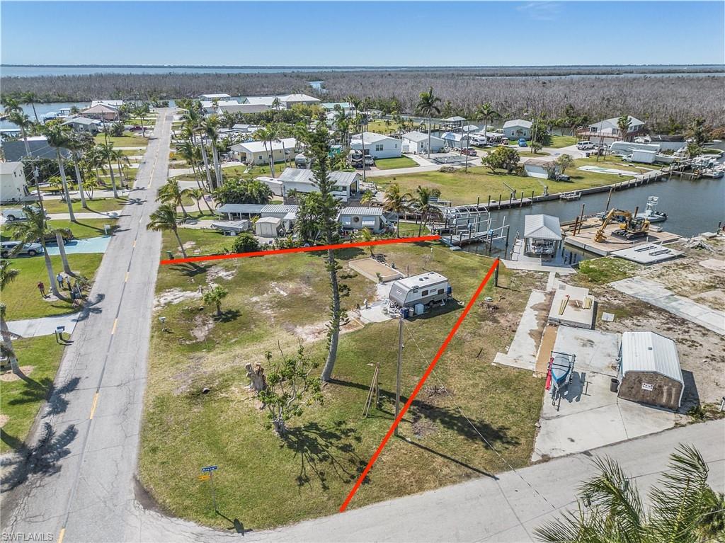 2375 York RD, ST. JAMES CITY FL 33956