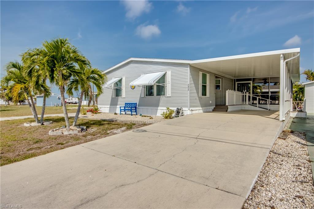 4918 Sandpiper DR, ST. JAMES CITY FL 33956