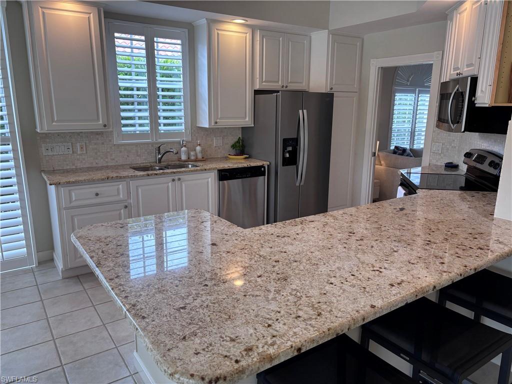4352 Montalvo CT, NAPLES FL 34109