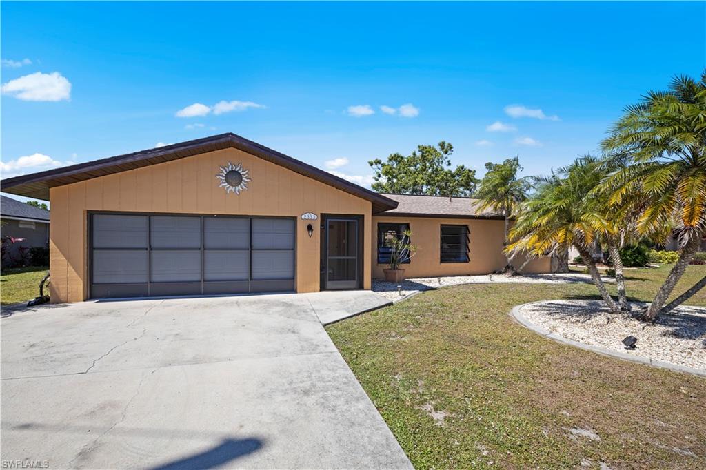 2333 Rio De Janeiro AVE, PUNTA GORDA FL 33983