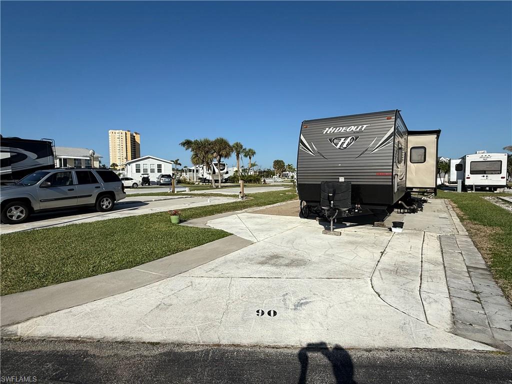 19681 Summerlin #90 RD