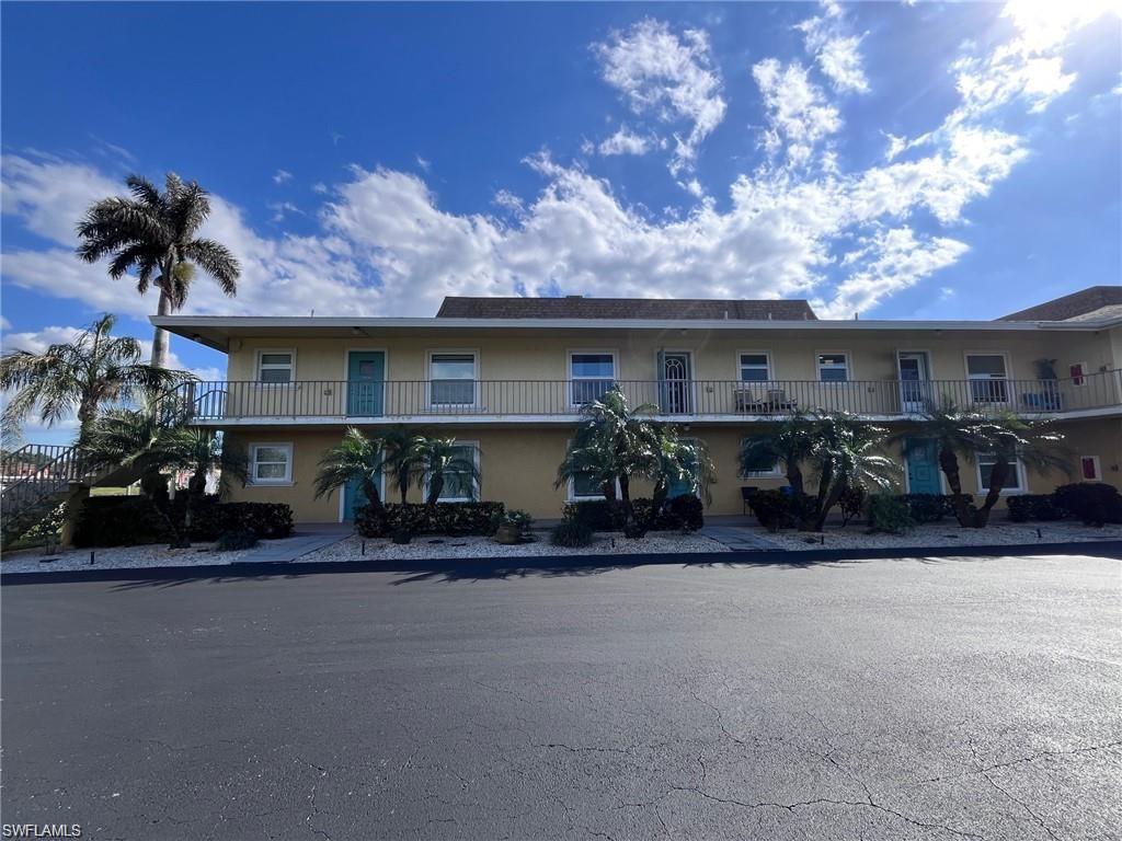 401 Charlemagne BLVD # 202C, NAPLES FL 34112