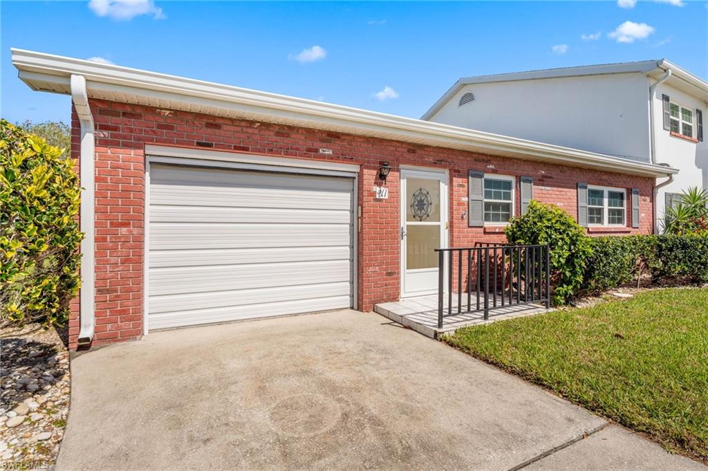 6771 Panther LN # U1, FORT MYERS FL 33919