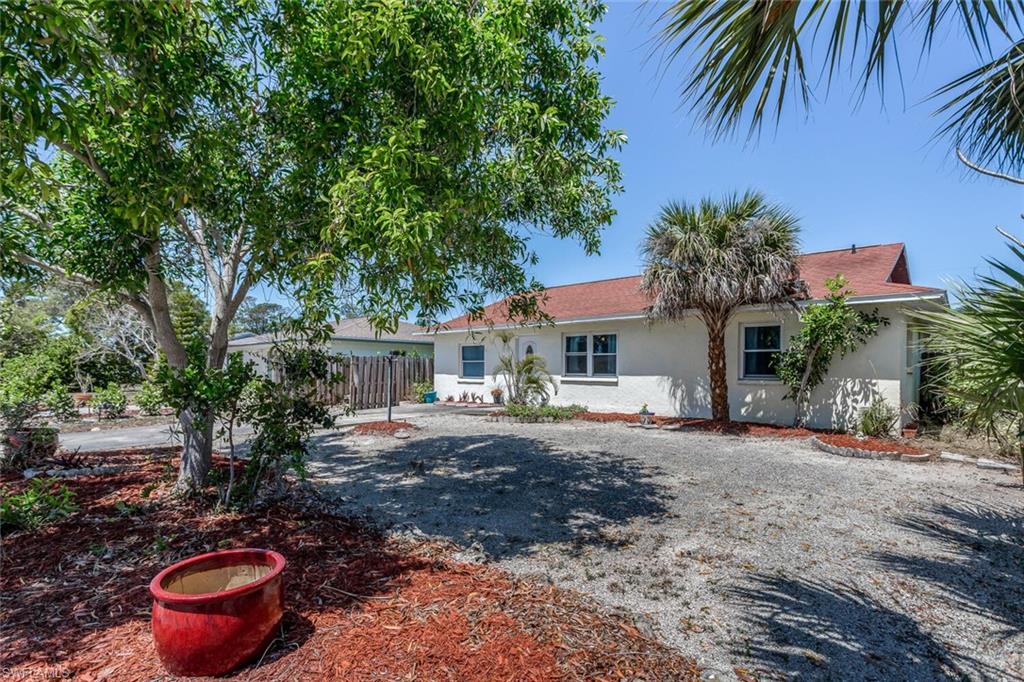55 2nd ST, BONITA SPRINGS FL 34134
