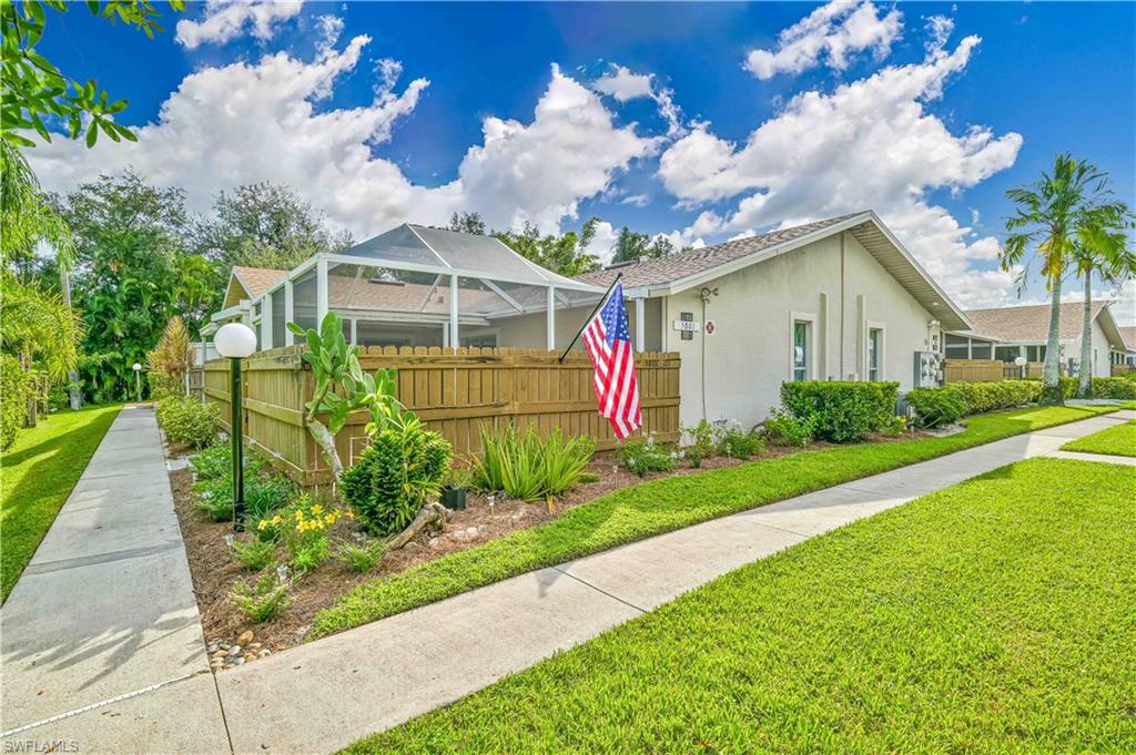 5801 Crystal Lake LN # 101, NORTH FORT MYERS FL 33917