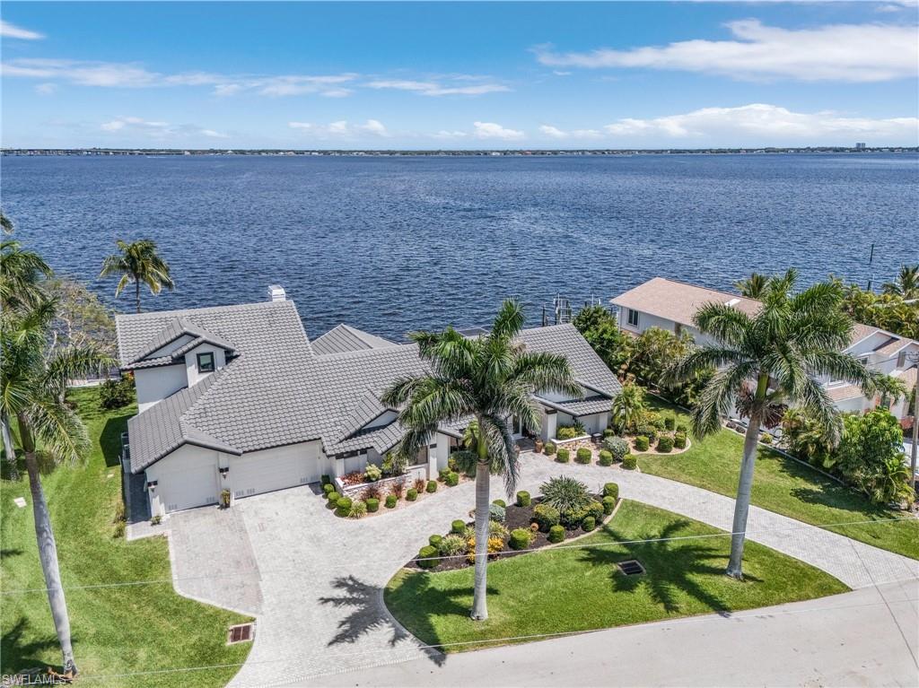 2803 SE 22nd PL, CAPE CORAL FL 33904